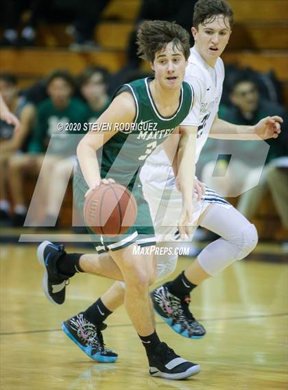 Thumbnail 2 in Clovis East vs. Manteca photogallery.