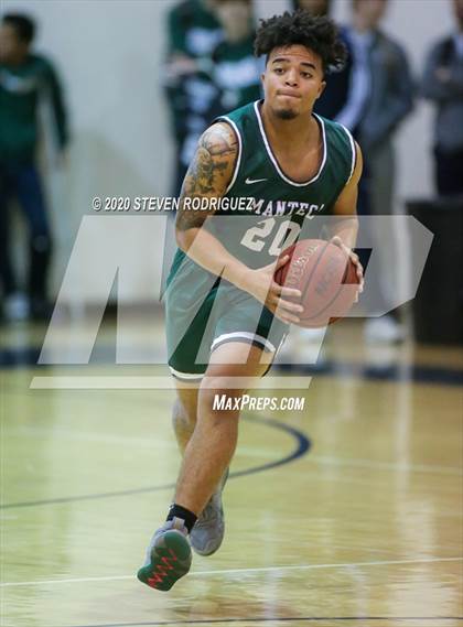 Thumbnail 1 in Clovis East vs. Manteca photogallery.