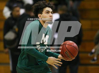 Thumbnail 1 in Clovis East vs. Manteca photogallery.