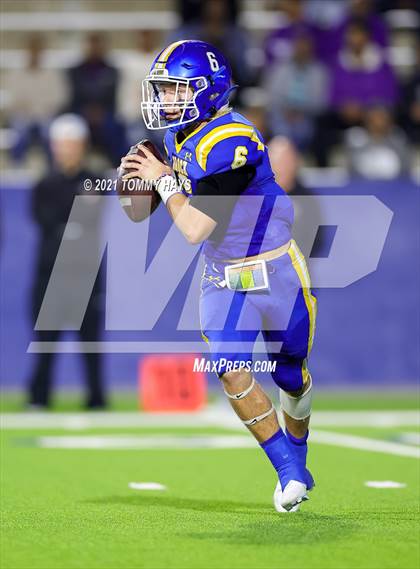 Thumbnail 1 in Brock vs. Mount Vernon (UIL 3A DI Semifinal) photogallery.
