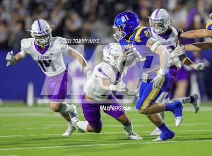 Thumbnail 1 in Brock vs. Mount Vernon (UIL 3A DI Semifinal) photogallery.