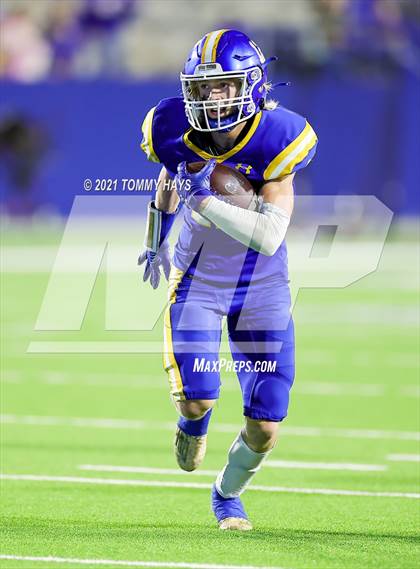 Thumbnail 1 in Brock vs. Mount Vernon (UIL 3A DI Semifinal) photogallery.