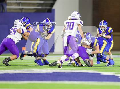 Thumbnail 2 in Brock vs. Mount Vernon (UIL 3A DI Semifinal) photogallery.