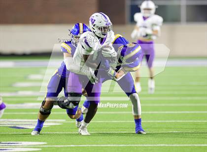 Thumbnail 2 in Brock vs. Mount Vernon (UIL 3A DI Semifinal) photogallery.