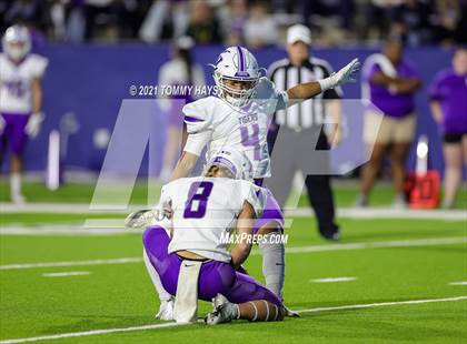 Thumbnail 1 in Brock vs. Mount Vernon (UIL 3A DI Semifinal) photogallery.