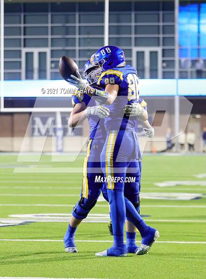 Thumbnail 1 in Brock vs. Mount Vernon (UIL 3A DI Semifinal) photogallery.