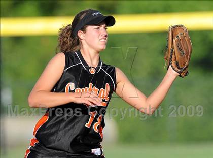 Thumbnail 3 in Lebanon vs Central York (PIAA District 3 Playoffs) photogallery.