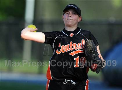 Thumbnail 1 in Lebanon vs Central York (PIAA District 3 Playoffs) photogallery.