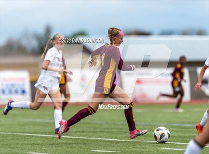 Thumbnail 1 in Montrose @ Windsor (CHSAA 4A Round 2) photogallery.