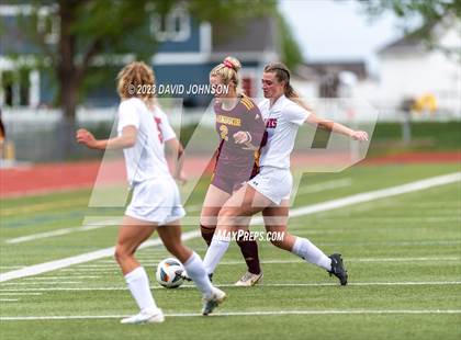 Thumbnail 3 in Montrose @ Windsor (CHSAA 4A Round 2) photogallery.
