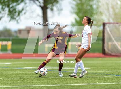 Thumbnail 3 in Montrose @ Windsor (CHSAA 4A Round 2) photogallery.