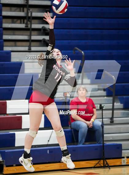 Thumbnail 2 in Bear Creek vs Pomona (Dakota Ridge Varsity Tournament) photogallery.
