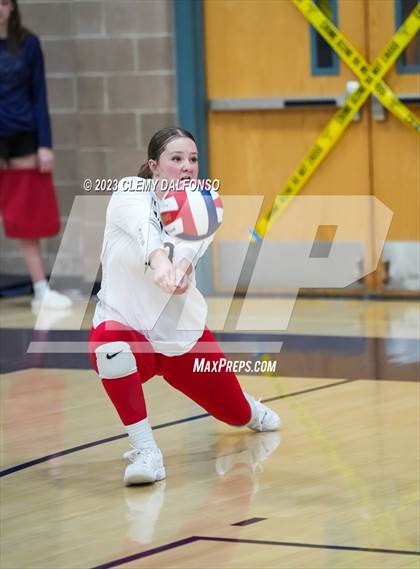Thumbnail 3 in Bear Creek vs Pomona (Dakota Ridge Varsity Tournament) photogallery.