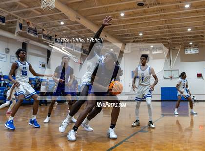 Thumbnail 2 in East Coweta @ North Clayton (Scrimmage) photogallery.