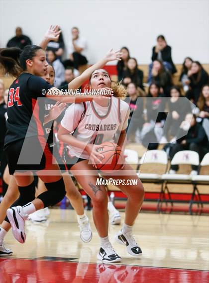 Thumbnail 2 in Village Christian @ Harvard-Westlake (Harvard-Westlake Tournament) photogallery.