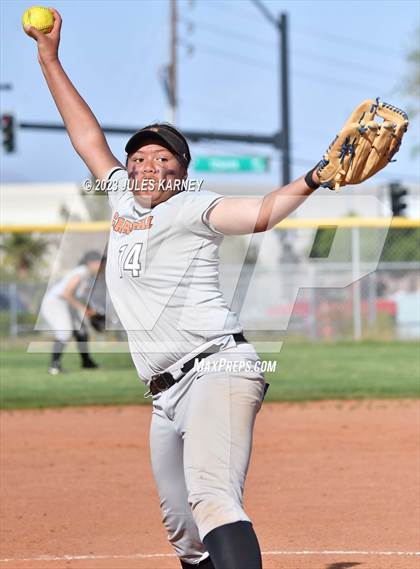 Thumbnail 1 in Chaparral @ Cimarron-Memorial photogallery.