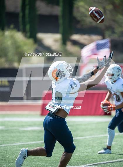 Thumbnail 1 in Oaks Christian @ Eastside Catholic (Honor Bowl) photogallery.