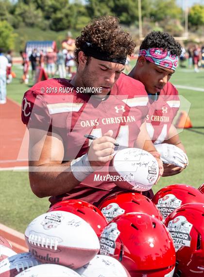 Thumbnail 3 in Oaks Christian @ Eastside Catholic (Honor Bowl) photogallery.