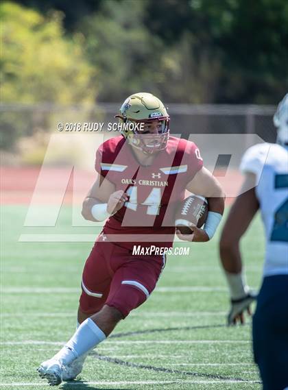Thumbnail 3 in Oaks Christian @ Eastside Catholic (Honor Bowl) photogallery.