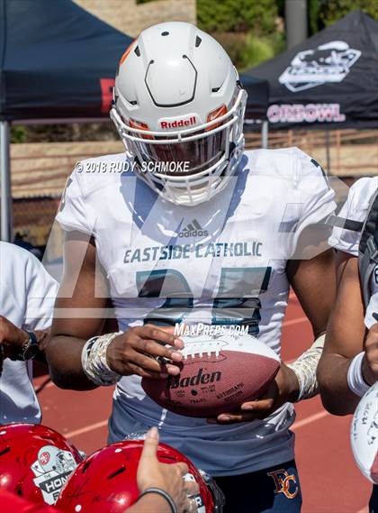 Thumbnail 3 in Oaks Christian @ Eastside Catholic (Honor Bowl) photogallery.