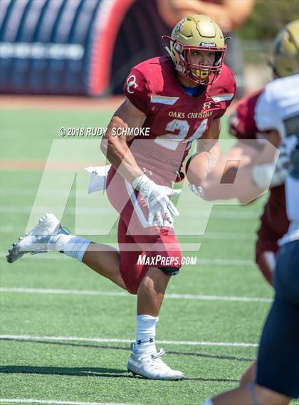 Thumbnail 2 in Oaks Christian @ Eastside Catholic (Honor Bowl) photogallery.