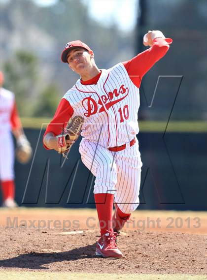 Thumbnail 2 in Lexington vs. Cathedral Catholic (National High School Invitational) photogallery.