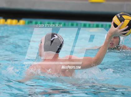 Thumbnail 2 in Helix vs. Westview (America's Finest City Tournament) photogallery.