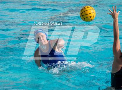 Thumbnail 3 in Alta Loma vs San Clemente (Bill Barnett Holiday Cup) photogallery.