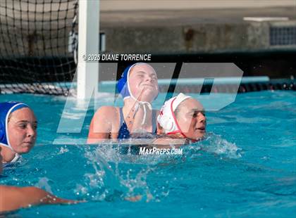 Thumbnail 2 in Alta Loma vs San Clemente (Bill Barnett Holiday Cup) photogallery.