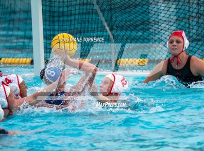 Thumbnail 1 in Alta Loma vs San Clemente (Bill Barnett Holiday Cup) photogallery.