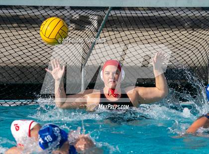 Thumbnail 2 in Alta Loma vs San Clemente (Bill Barnett Holiday Cup) photogallery.
