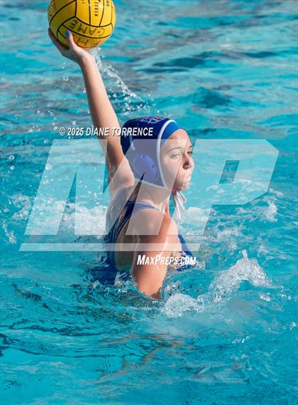Thumbnail 3 in Alta Loma vs San Clemente (Bill Barnett Holiday Cup) photogallery.