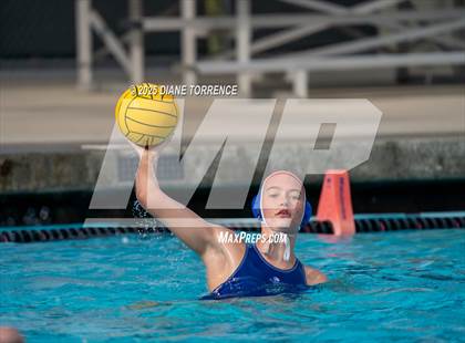 Thumbnail 3 in Alta Loma vs San Clemente (Bill Barnett Holiday Cup) photogallery.