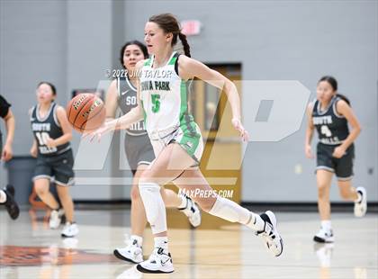 Thumbnail 3 in Iowa Park vs South Hills (Chicken Express Lady Porcupine Invitational) photogallery.