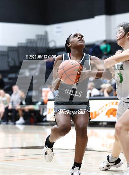 Thumbnail 2 in Iowa Park vs South Hills (Chicken Express Lady Porcupine Invitational) photogallery.