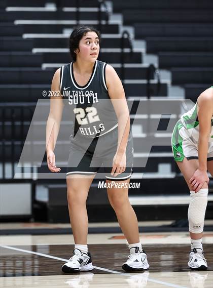 Thumbnail 2 in Iowa Park vs South Hills (Chicken Express Lady Porcupine Invitational) photogallery.