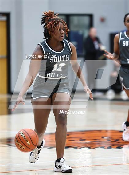 Thumbnail 1 in Iowa Park vs South Hills (Chicken Express Lady Porcupine Invitational) photogallery.