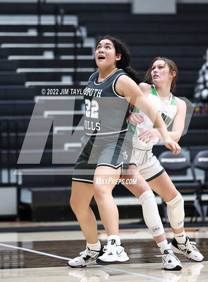 Thumbnail 1 in Iowa Park vs South Hills (Chicken Express Lady Porcupine Invitational) photogallery.