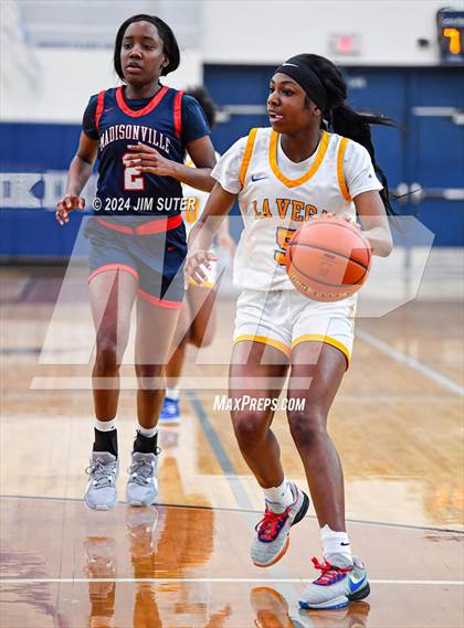 Thumbnail 1 in La Vega vs Madisonville (UIL 4A Reg III Final) photogallery.