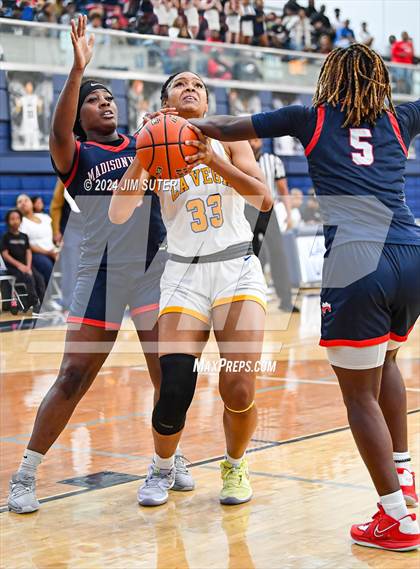 Thumbnail 1 in La Vega vs Madisonville (UIL 4A Reg III Final) photogallery.