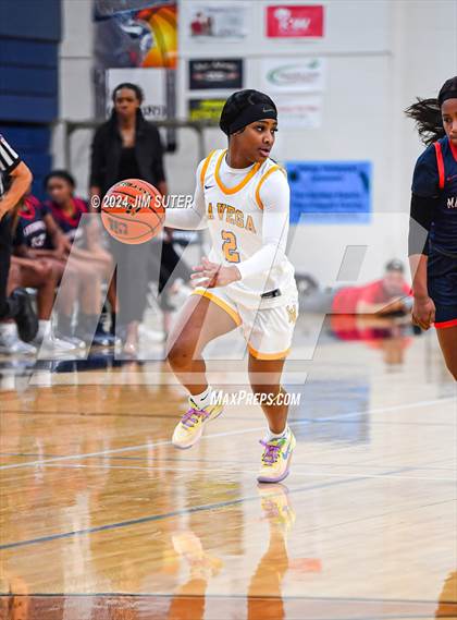 Thumbnail 2 in La Vega vs Madisonville (UIL 4A Reg III Final) photogallery.