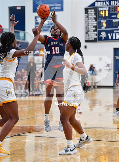 Thumbnail 3 in La Vega vs Madisonville (UIL 4A Reg III Final) photogallery.