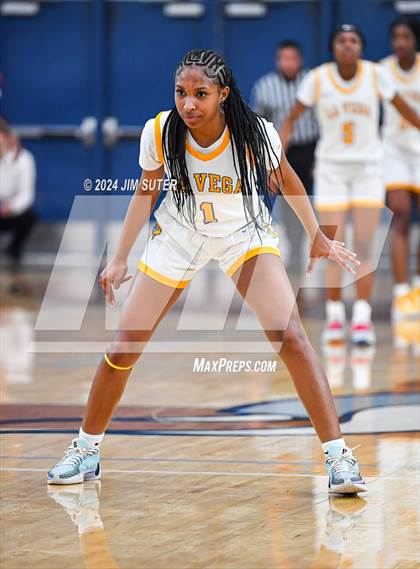 Thumbnail 2 in La Vega vs Madisonville (UIL 4A Reg III Final) photogallery.