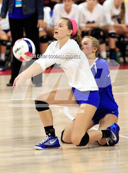 Thumbnail 2 in Carrboro vs. Maiden (NCHSAA 2A Final) photogallery.
