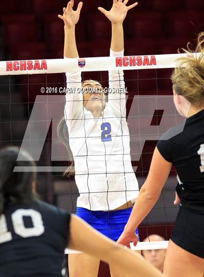 Thumbnail 1 in Carrboro vs. Maiden (NCHSAA 2A Final) photogallery.