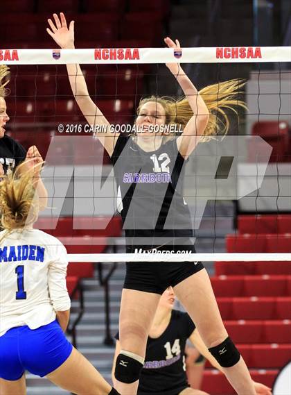 Thumbnail 1 in Carrboro vs. Maiden (NCHSAA 2A Final) photogallery.