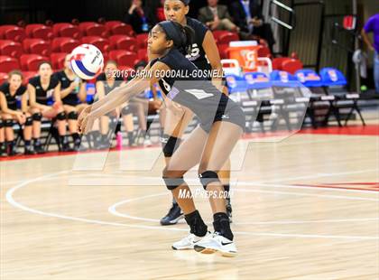 Thumbnail 3 in Carrboro vs. Maiden (NCHSAA 2A Final) photogallery.