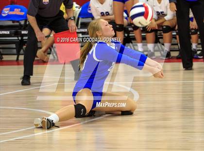 Thumbnail 3 in Carrboro vs. Maiden (NCHSAA 2A Final) photogallery.