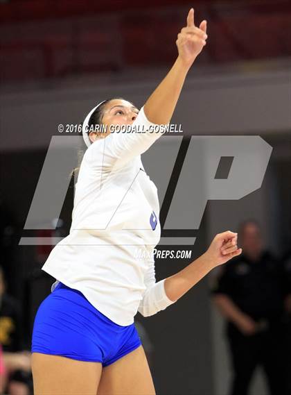 Thumbnail 3 in Carrboro vs. Maiden (NCHSAA 2A Final) photogallery.