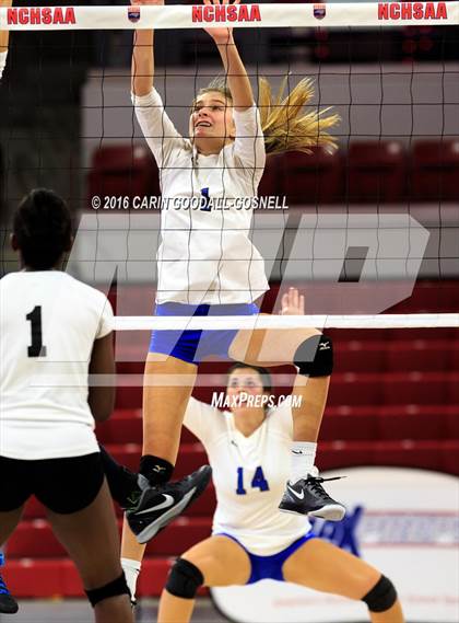 Thumbnail 1 in Carrboro vs. Maiden (NCHSAA 2A Final) photogallery.